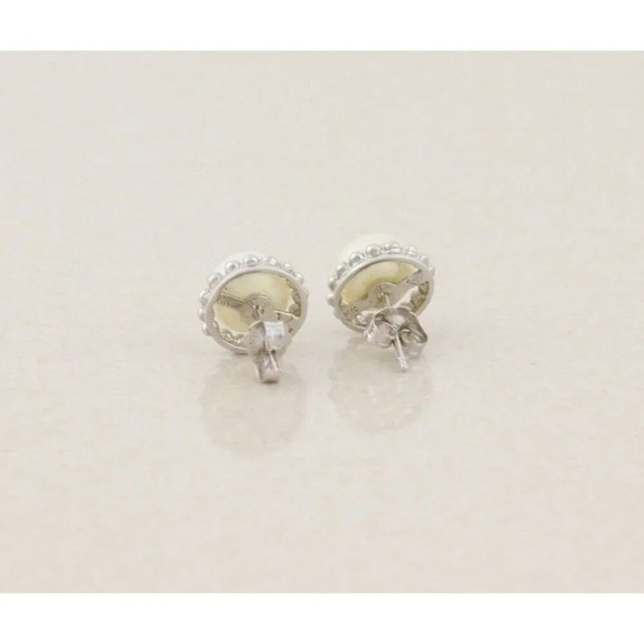 14k White Gold 8mm Freshwater Pearl Earrings Stud Post - Picture 5 of 9